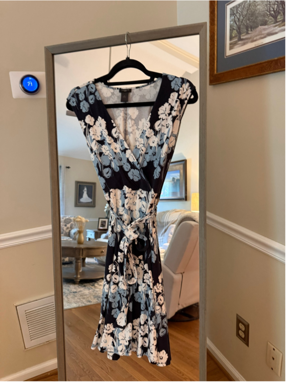 Ann Taylor Petite Women's Floral Wrap Dress Size 0P Black Blue